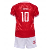 Camiseta Dinamarca Christian Eriksen #10 Primera Equipación para niños Eurocopa 2024 manga corta (+ pantalones cortos)